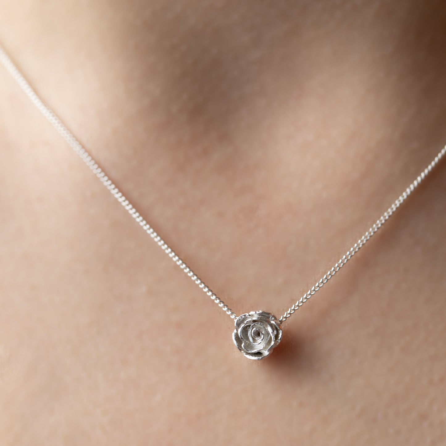 Rose pendant
