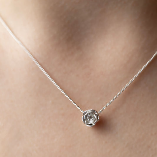 Rose pendant