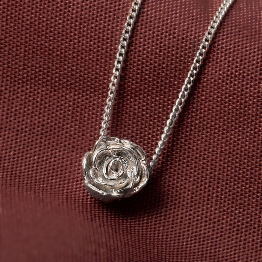 Rose pendant