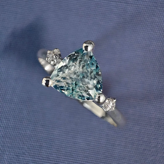 Romantic Light Trilliand