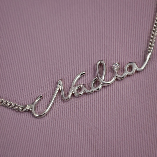 Four-leaf clover pendant