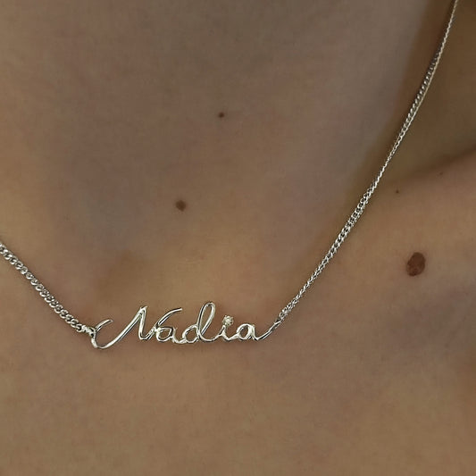 Four-leaf clover pendant