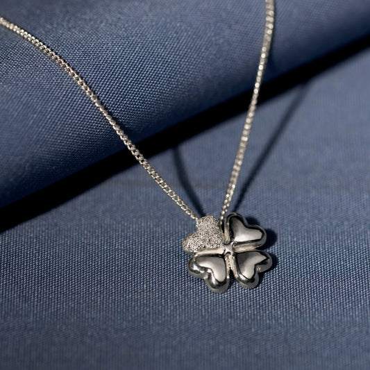 Four-leaf clover pendant